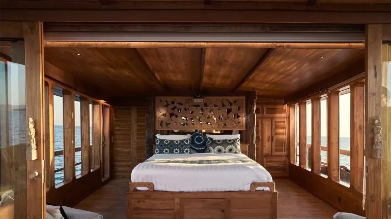 Best Komodo Liveaboard for First Time Divers | Expert Guide