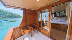 How to Book Best Liveaboard Komodo Atelier
