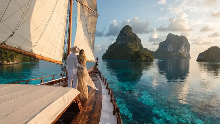 Honeymoon And Couple Trips To Komodo