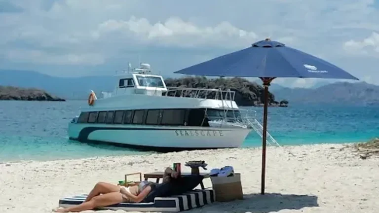 Komodo Dress Code and Onboard Etiquette for Liveaboards