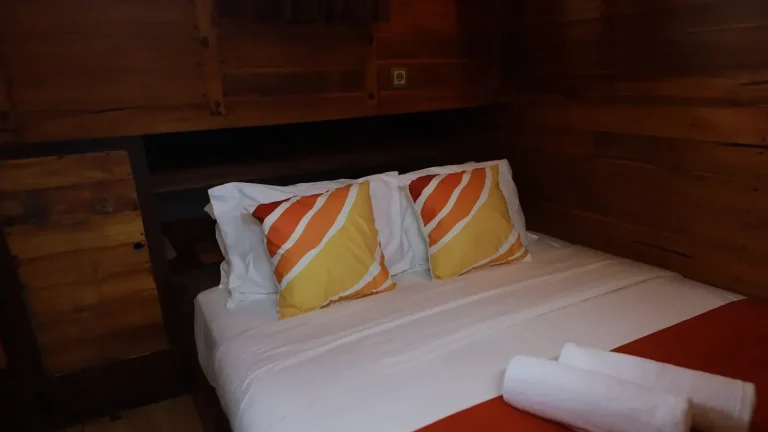 What A Komodo Liveaboard Costs In 2026